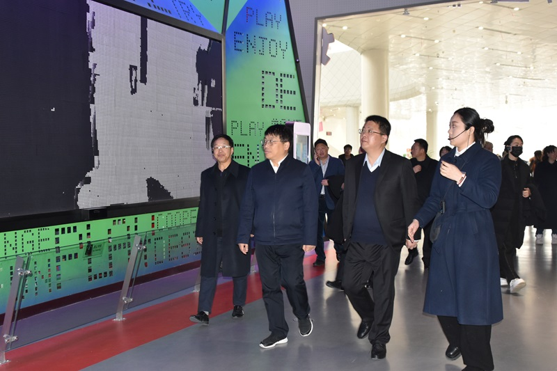 陕西省科协党组书记李豫琦一行到河南省科技馆调研