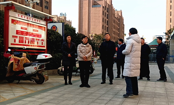 王继芬调研新密市社区科普工作