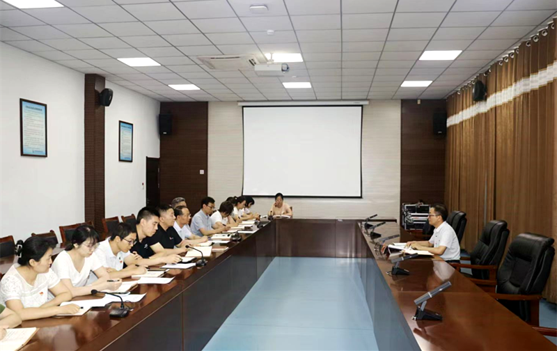 郝立新为分管部门和单位党员干部讲党课