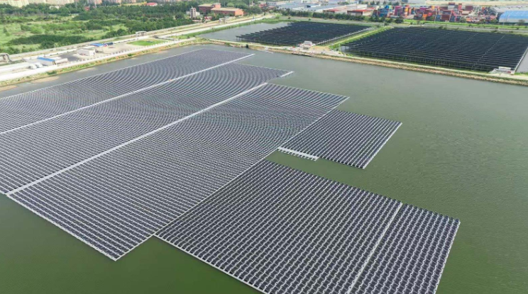 我国首座海水漂浮式光伏项目建成投用