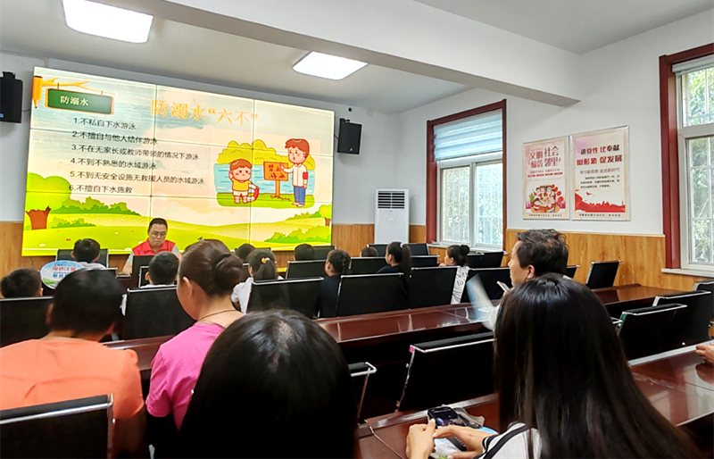 三门峡市陕州区大营镇永乐社区开展防溺 防诈 消防安全科普行