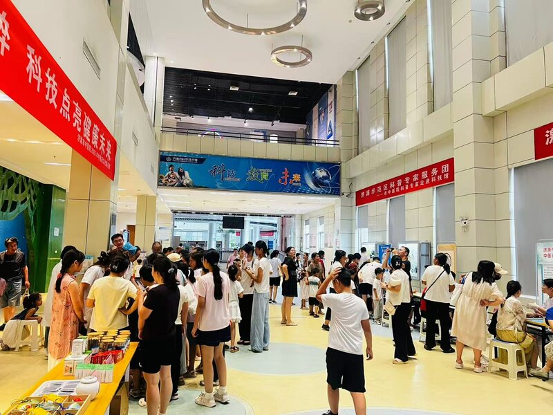 济源示范区科协“科普专家服务团”走进市科技馆开展中医药文化惠民活动