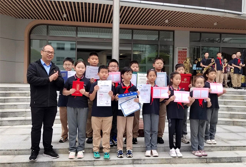 河南省实验小学在第二十二届省中小学幼儿园自制教（玩）具暨学生科技创新评选中斩获佳绩