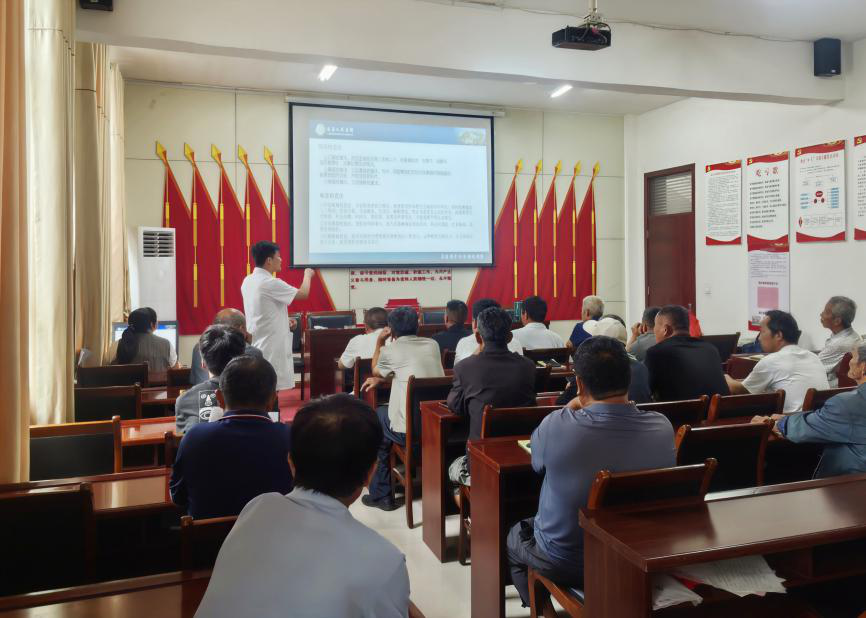 耳鼻喉健康科普活动走进浚县前毛村