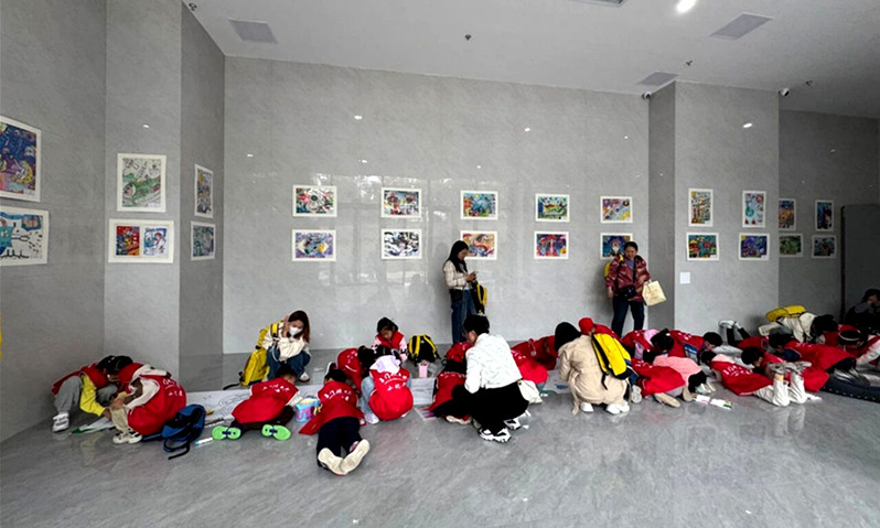 三门峡市湖滨区科协举办青少年科幻画作品展 以科技梦想为祖国华诞献礼