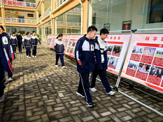 科学家精神薪火传 济源示范区科协主题巡展点亮校园