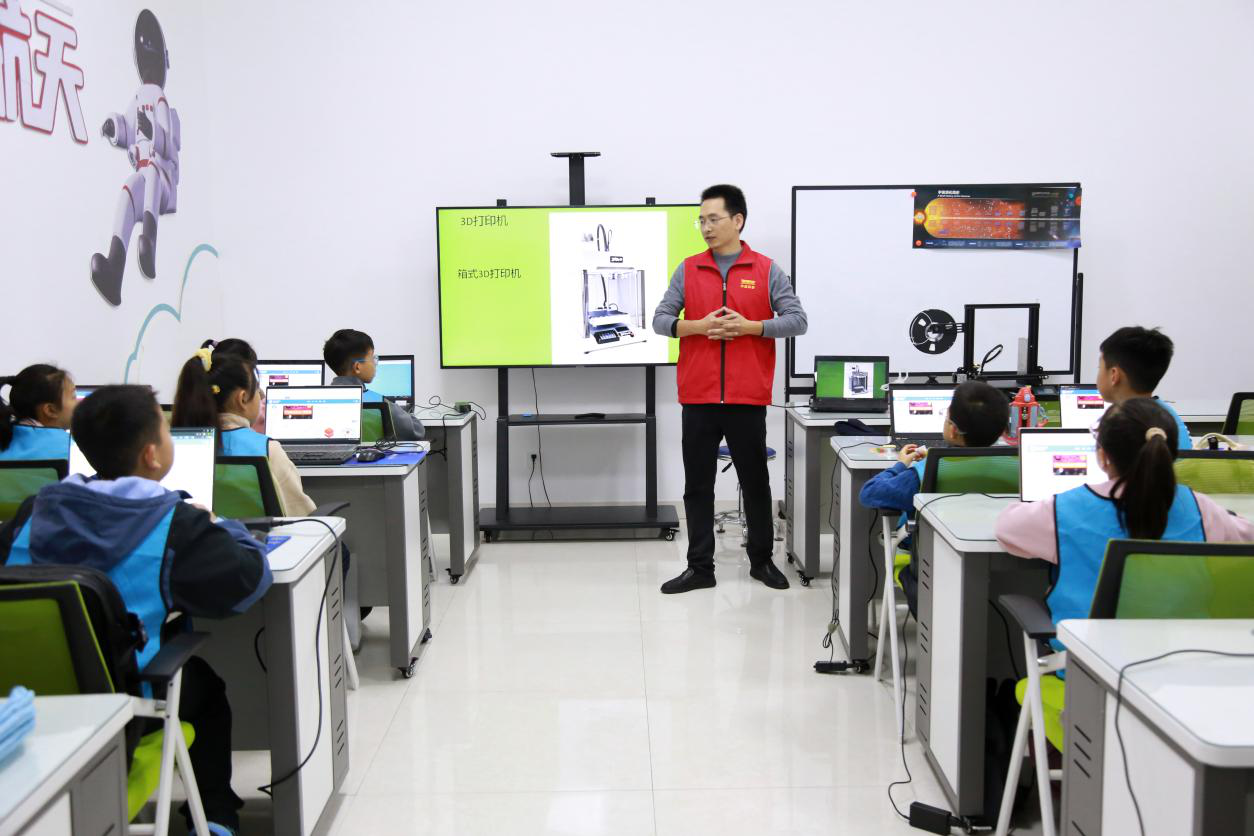 金秋满载丰收韵，科普播撒智慧芽——许昌市科技馆“许小科讲科学”公益科普课堂（秋季班）开课啦！