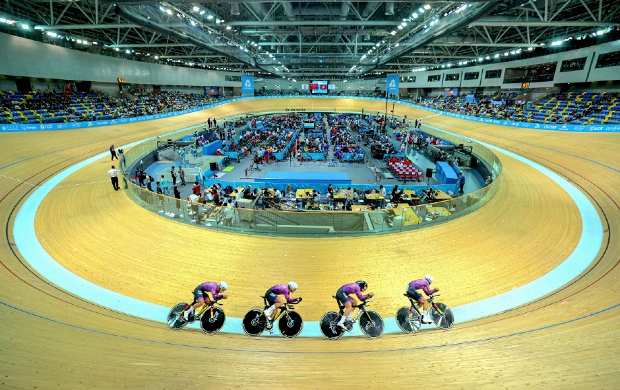 全运会场地自行车首日：河南队双线夺冠 竞速赛道“豫”见巅峰时刻