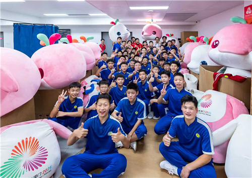 小家热气腾腾 中国蒸蒸日上 ——从习近平主席二〇二六年新年贺词中汲取奋斗力量