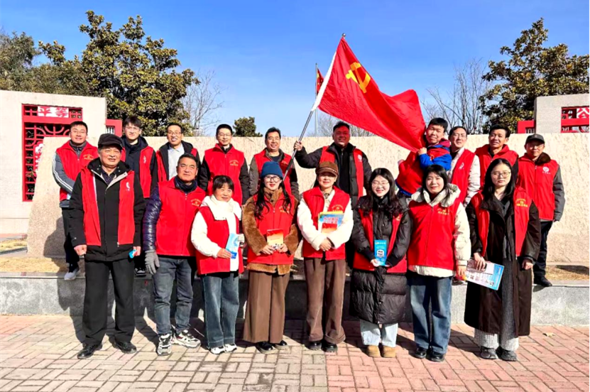 三门峡市陕州锦绣社区开展“筑牢反诈防线，守护群众钱袋”反电诈宣传主题活动