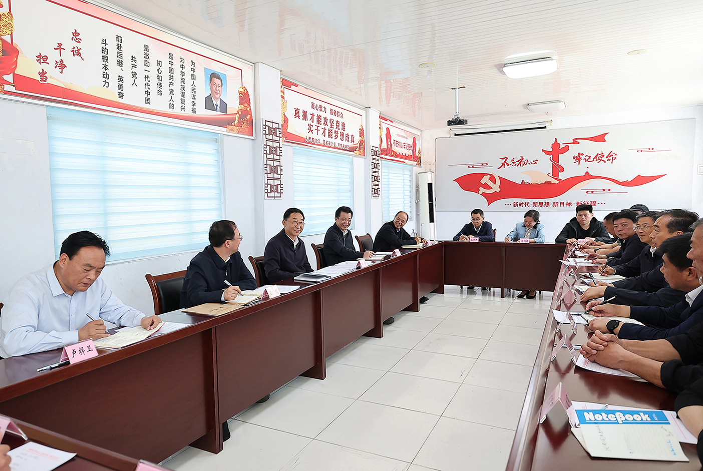 刘宁到濮阳市调研推进 群众身边不正之风和腐败问题集中整治工作时强调 五级书记一起抓 各方面协同发力 推动集中整治取得扎实成效