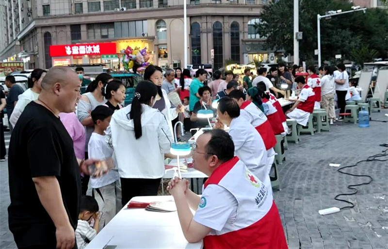 封丘县科协开展中医药文化夜市科普惠民活动