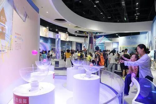 郑州科技馆端午科普盛宴吸引2.2万人次打卡