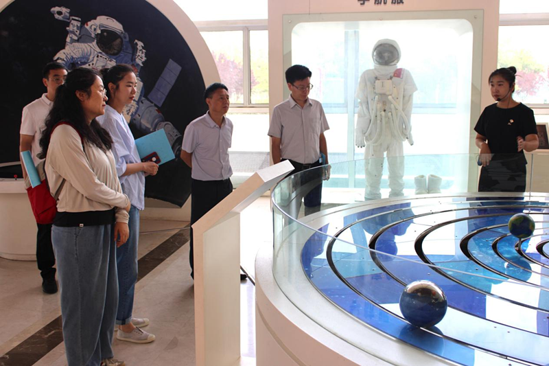 中国航天博物馆调研组莅临三门峡市科技馆指导科普工作