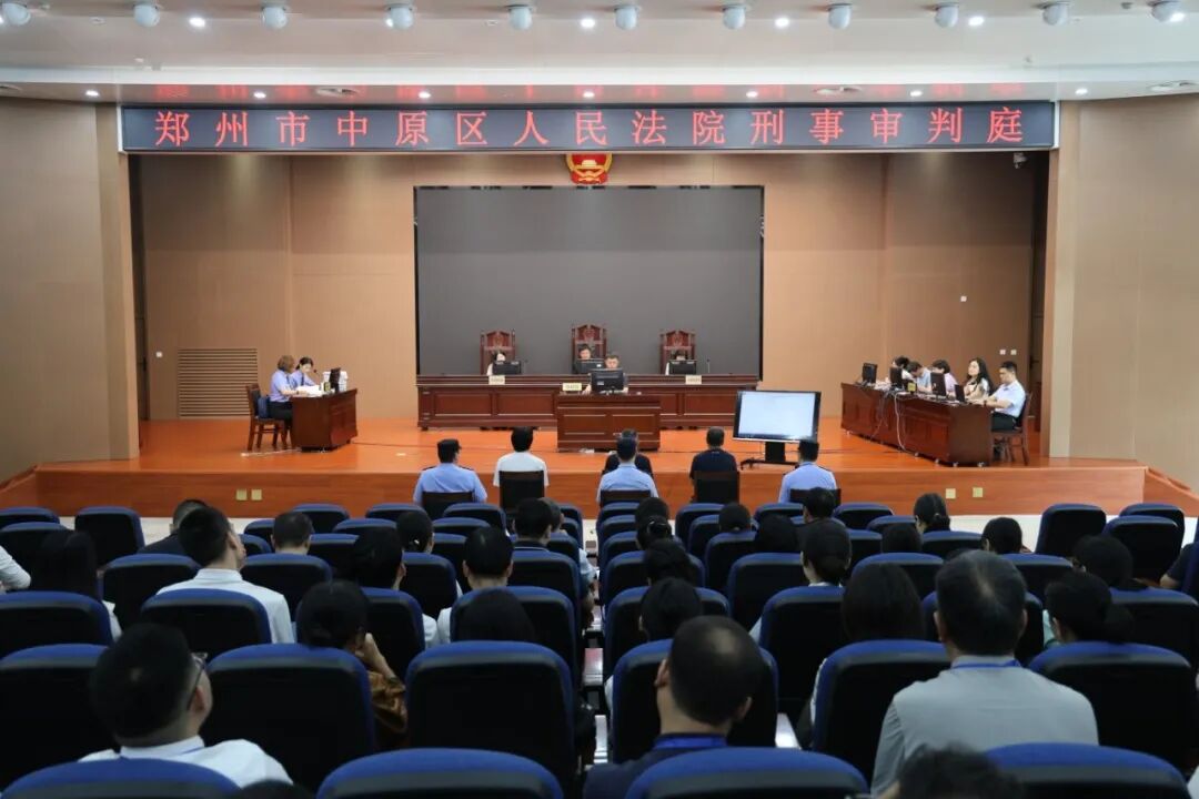 省科协组织开展旁听庭审警示教育活动