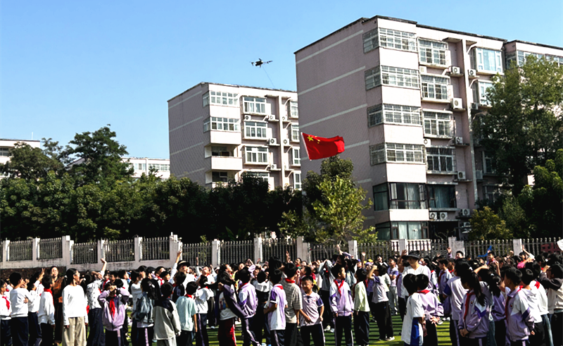 科普润童心 科技伴成长——平顶山市科协科普专家服务团走进公明路小学