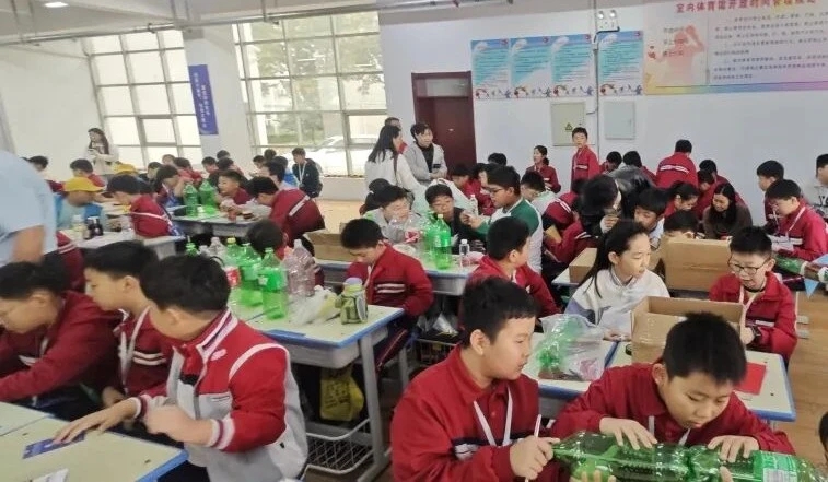 以赛促学做好科学教育“加法” ——商丘市第一实验小学近百名学子征战第二届商丘市青少年科技运动会