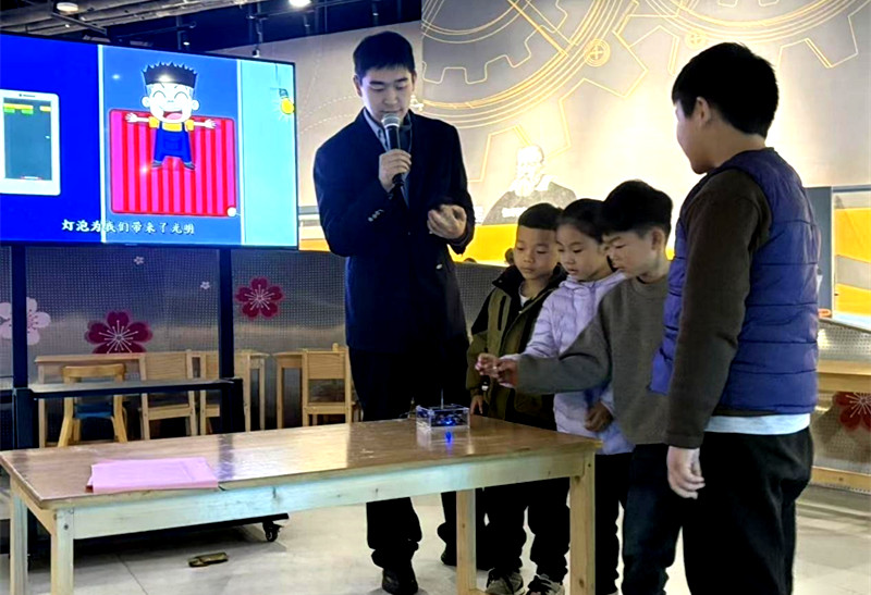 鹤壁市科技馆集中开展“安全”主题系列科普活动