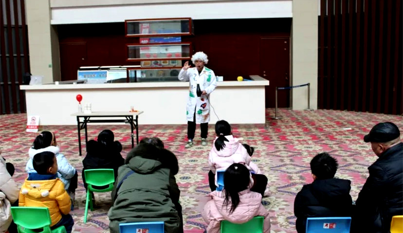 “科普迎新年 趣味伴成长” 三门峡科技馆元旦主题活动完美落幕