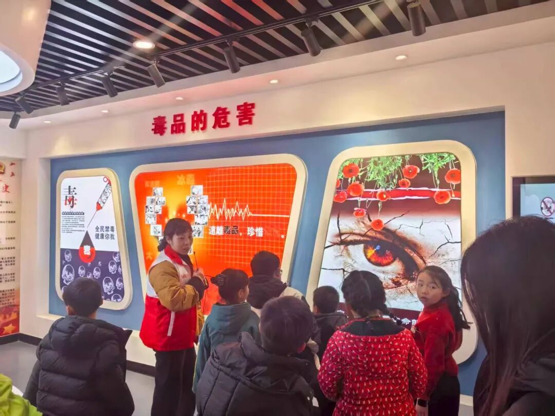 永城市科技馆开展“识毒防毒，科学护航成长”主题活动