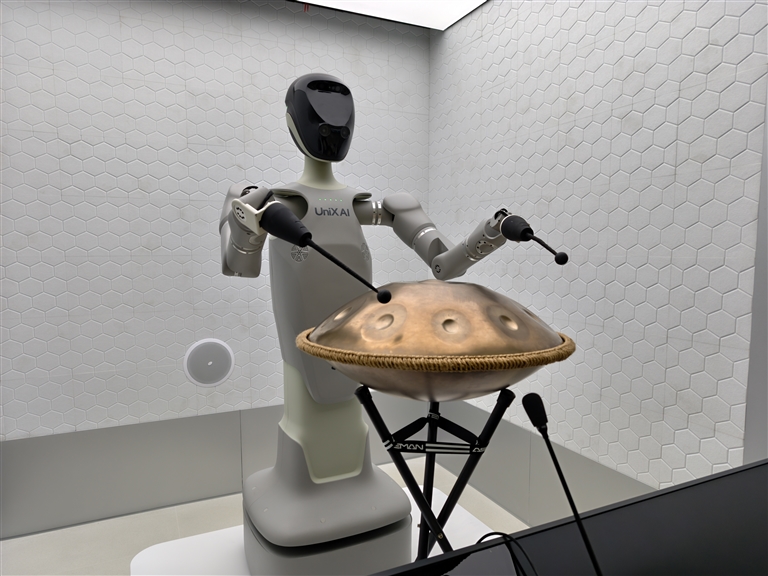 我是机器人 我在河南上班