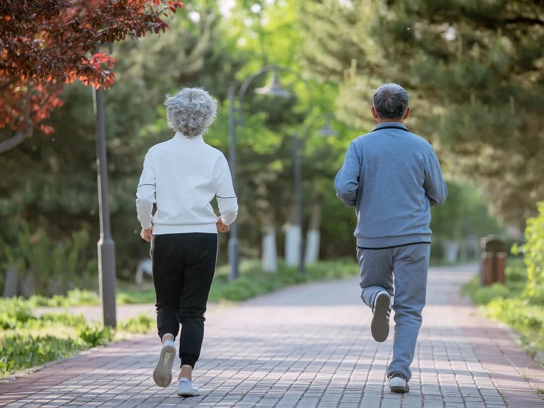 大冷天，是该运动还是“冬藏”？医生提醒这样做