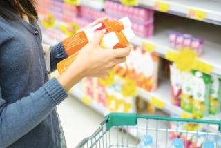 标签升级 零食中的“隐形糖油”看得见