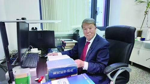 “果蝇院士”郭爱克：千钧之重  轻轻为之